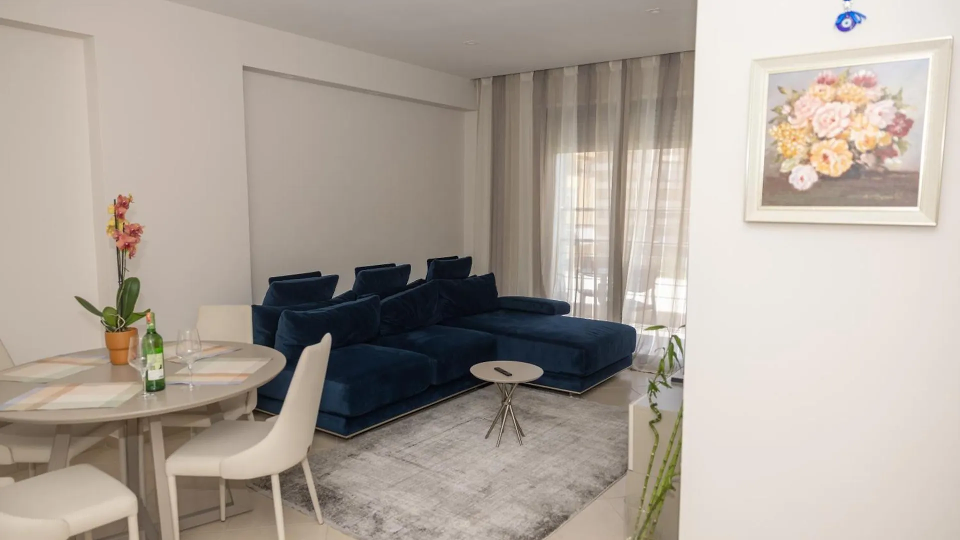 H Apartments Vlore 0*,