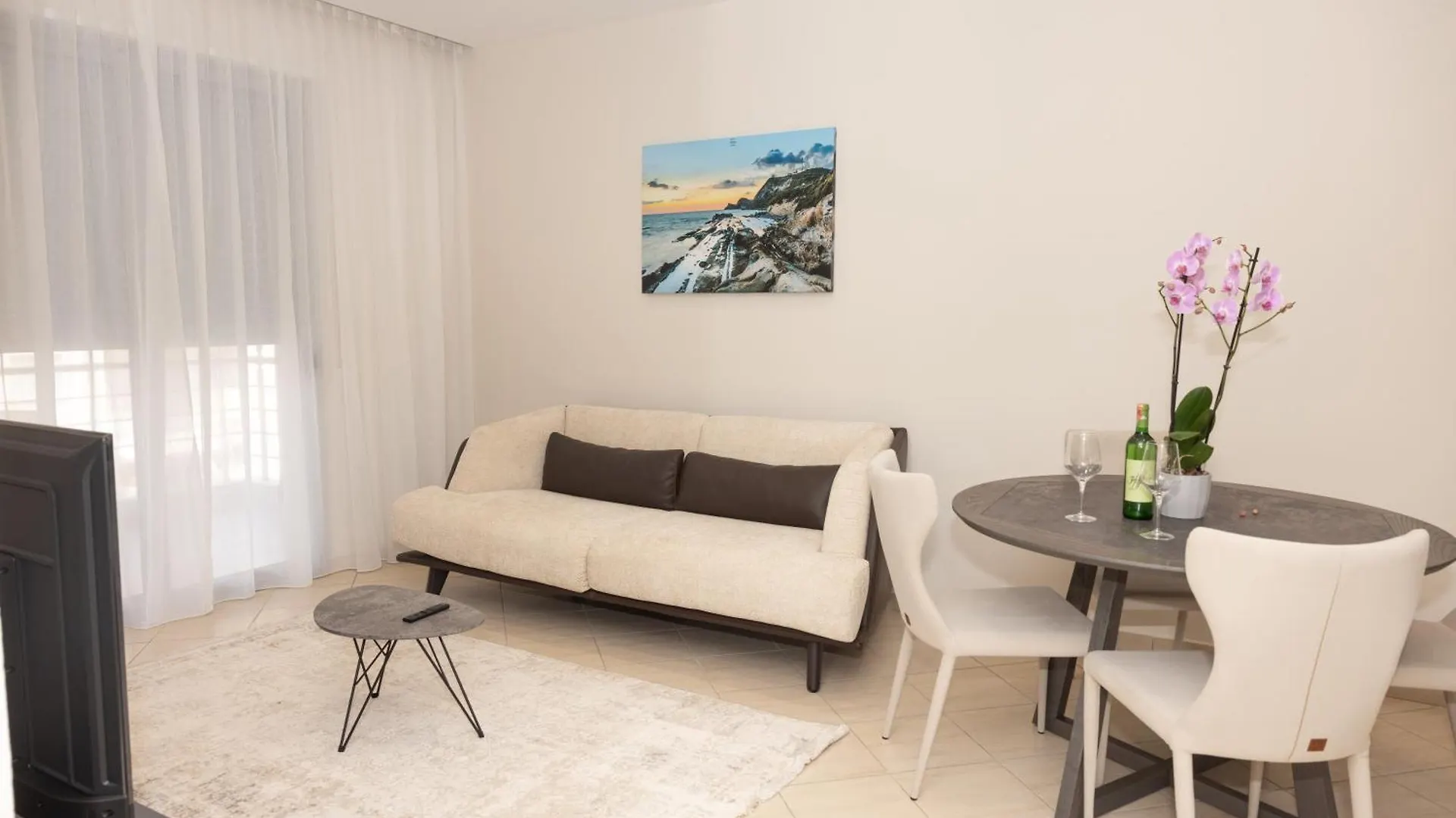 H Apartments Vlore Albania