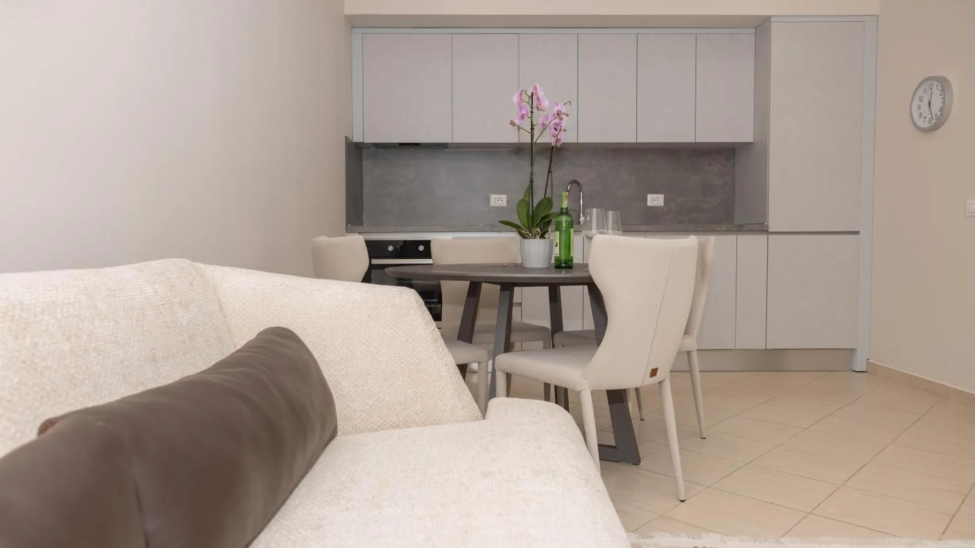 H Apartments Vlore Albania